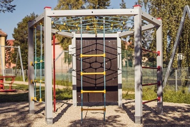 Climbing and balancing elements