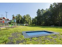 Trampoline